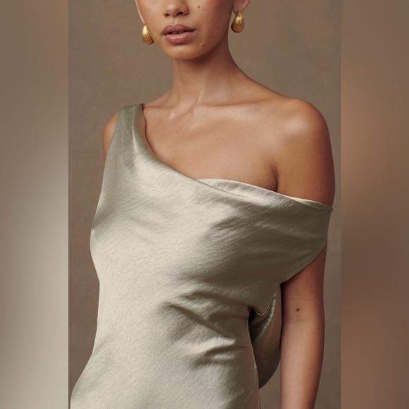 Meshki Yvette Dress - Picture 3 of 9